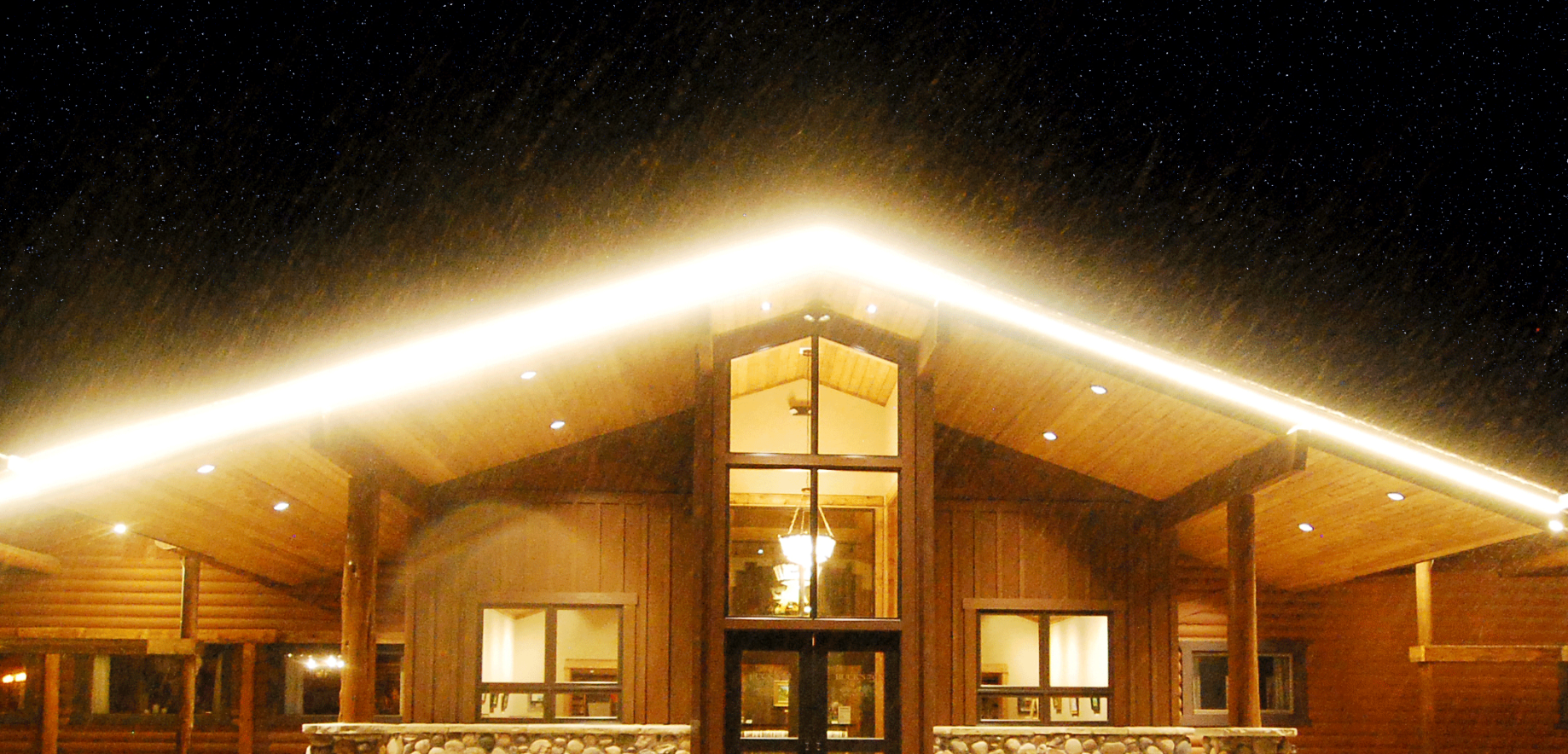 Buck's T4 Lodge with falling now